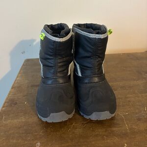 Kids Black Winter Boots